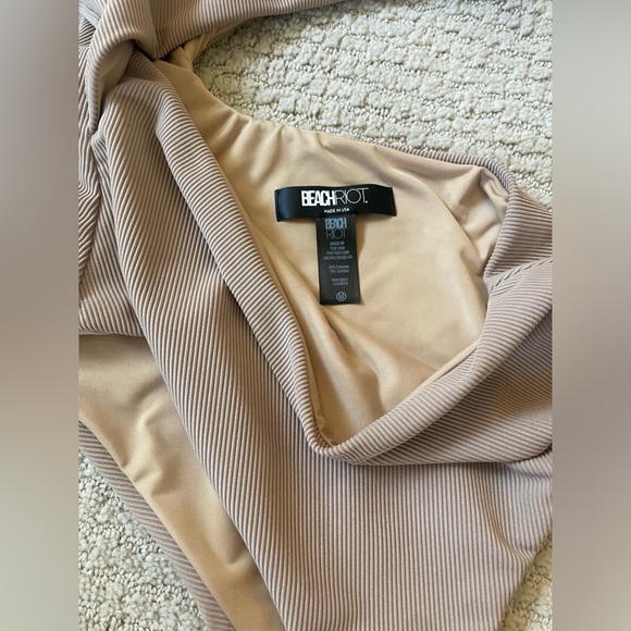 Beach Riot Celine Ribbed One Piece - Picture 3 of 4